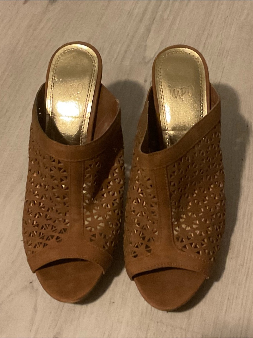 Impo Brown Cut Open-Toe Mule with Gold Insole Size 9